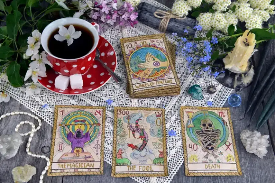 Exploring Personal Growth Through Tarot Card Readings in West Covina, CA